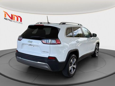 Used 2019 Jeep Cherokee Limited FWD image 5