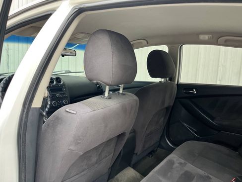 Used 2012 Nissan Altima 2.5 S FWD image 11