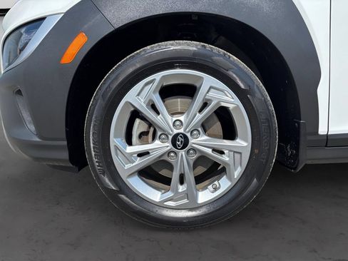 Used 2022 Hyundai Kona SEL AWD/4WD image 9