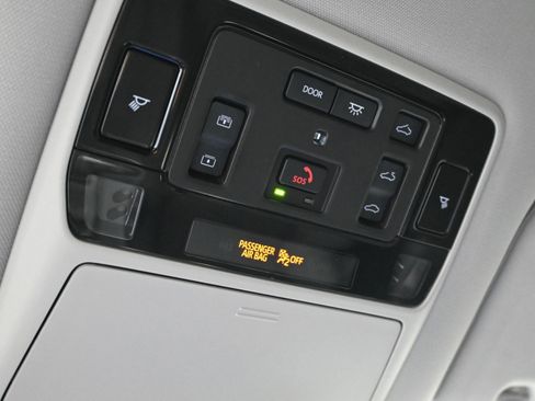 Used 2025 Toyota Grand Highlander AWD image 26
