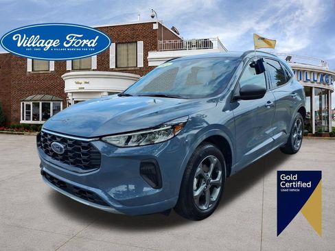 Certified 2024 Ford Escape ST-Line w/ Tech Pack #1 AWD/4WD image 1