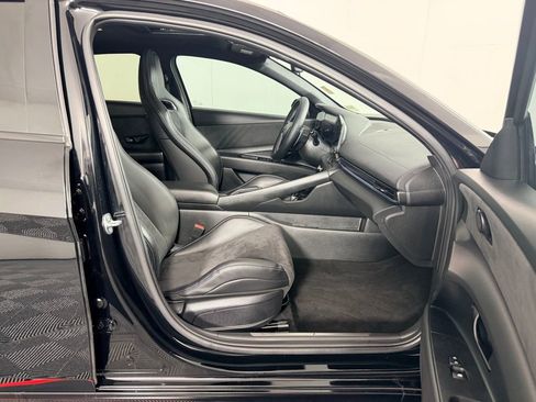 Used 2025 Hyundai Elantra N image 35