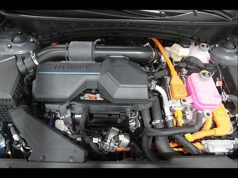 Certified 2025 Hyundai Tucson SEL AWD/4WD image 22