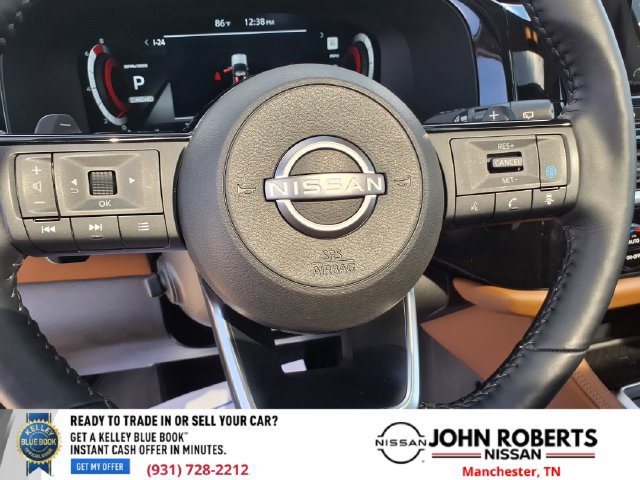 Used 2024 Nissan Pathfinder Platinum FWD image 24