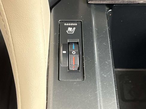 Used 2023 Lexus GX 460 Premium image 42