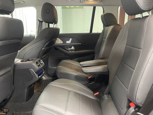 Used 2026 Mercedes-Benz GLS 450 4MATIC image 25