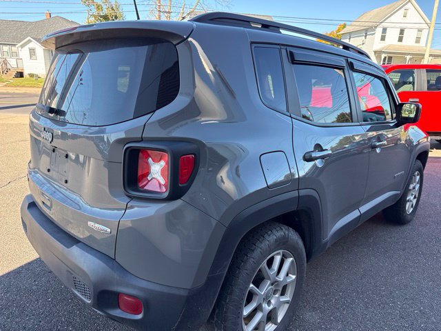 Used 2020 Jeep Renegade Latitude w/ Cold Weather Group AWD/4WD image 6