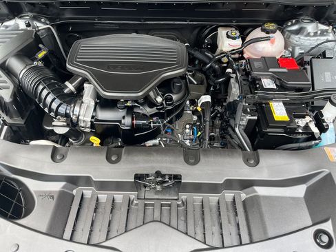 Used 2025 Chevrolet Blazer RS image 23