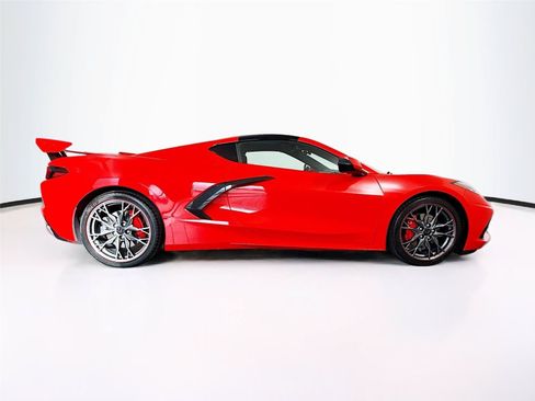 Used 2023 Chevrolet Corvette Stingray Coupe w/ 1LT RWD image 31