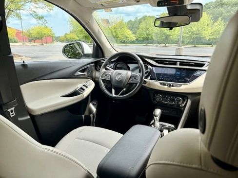 Used 2021 Buick Encore GX Select w/ Advanced Technology Package FWD image 19
