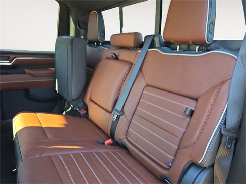 New 2025 GMC Sierra 2500 Denali Ultimate image 13