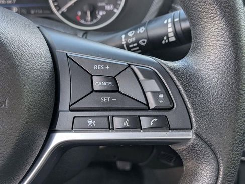 Used 2024 Nissan Sentra SV FWD image 20