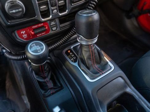 Used 2020 Jeep Gladiator Rubicon w/ Dual Top Group image 52