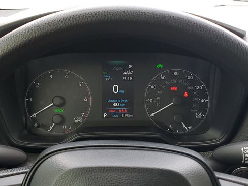 Used 2025 Toyota Corolla LE w/ Convenience Package image 21