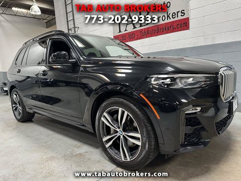 Used 2020 BMW X7 xDrive40i w/ M Sport Package AWD/4WD image 1