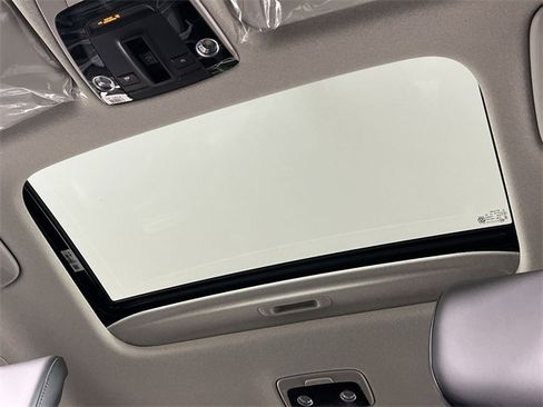 New 2026 Kia Niro EX image 22