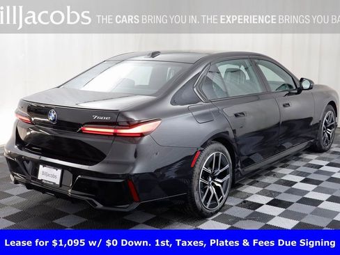 Certified 2025 BMW 750e xDrive 750e xDrive image 21