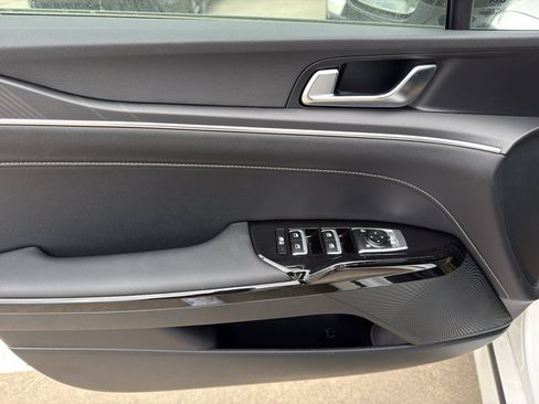 New 2025 Kia K5 GT-Line FWD image 9