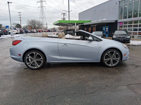 Used 2016 Buick Cascada Premium image 5