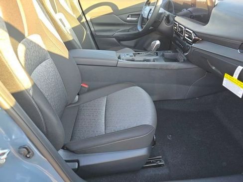 New 2026 Nissan Sentra SV w/ Floor Mat Package FWD image 21