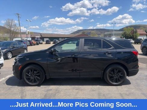 Used 2024 Chevrolet Equinox LS w/ LS Convenience Package AWD/4WD image 3