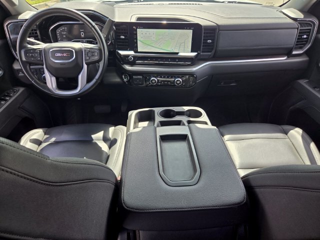 Used 2025 GMC Sierra 1500 SLT AWD/4WD image 15