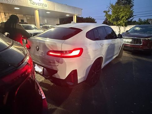 Used 2022 BMW X4 xDrive30i w/ M Sport Package AWD/4WD image 2