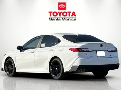 New 2026 Toyota Camry SE FWD image 5