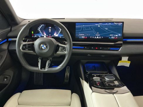 Certified 2025 BMW 530i w/ M Sport Package RWD image 9