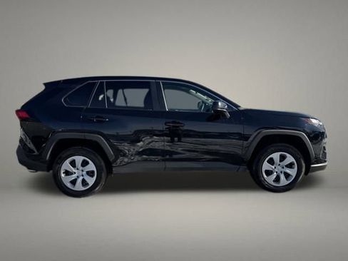 Used 2025 Toyota RAV4 LE image 6