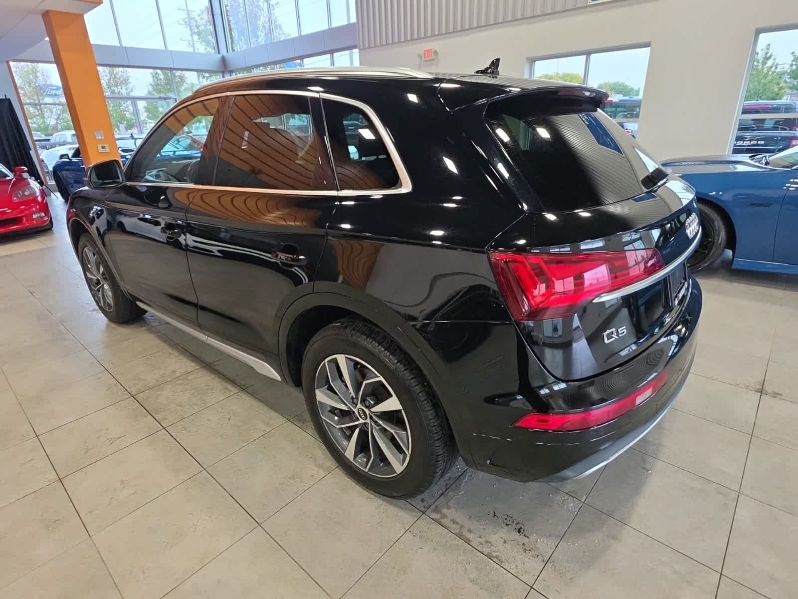 Used 2021 Audi Q5 2.0T Premium w/ Convenience Package AWD/4WD image 11