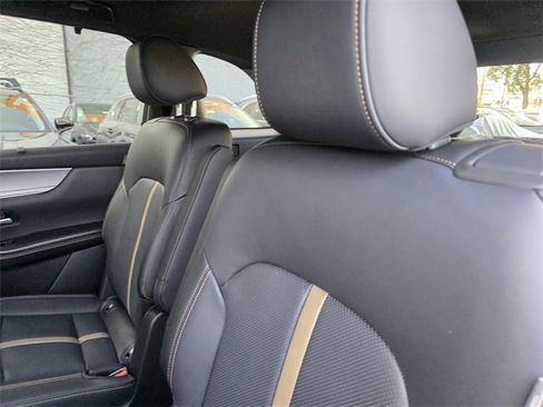 New 2026 MAZDA CX-90 Plug-In Hybrid w/ Premium Plus image 10