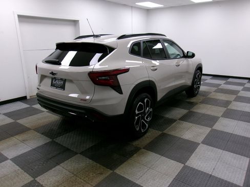 New 2026 Chevrolet Trax RS w/ Driver Confidence Package image 13