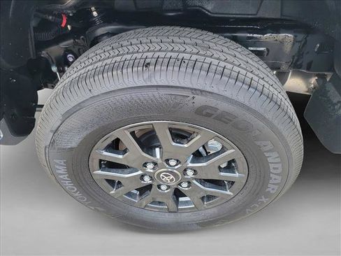 Used 2025 Toyota 4Runner SR5 image 12