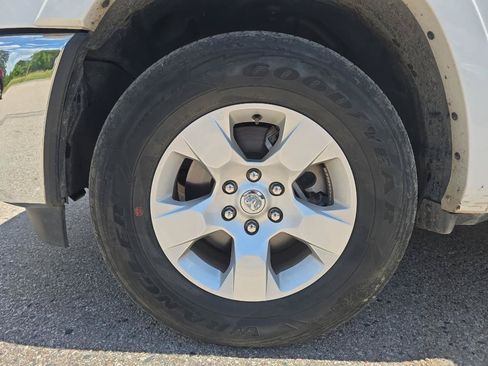 Used 2025 RAM 1500 Big Horn AWD/4WD image 4