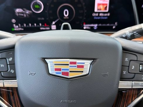 Certified 2024 Cadillac Escalade Premium Luxury w/ Performance Package AWD/4WD image 30