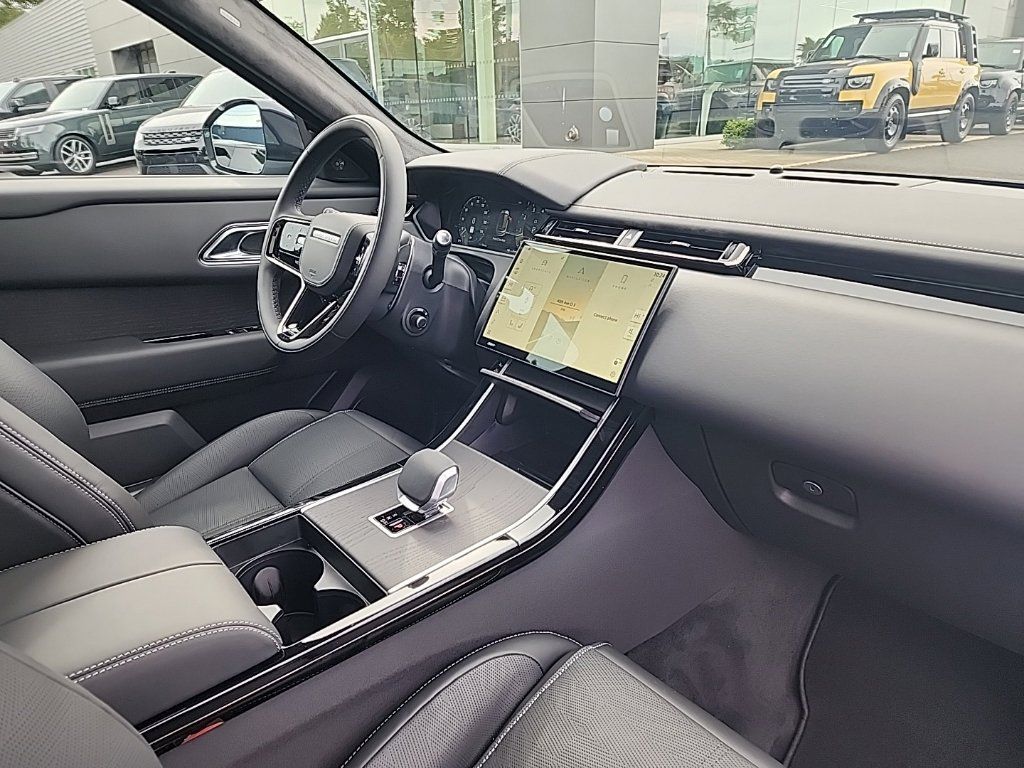 New 2026 Land Rover Range Rover Velar Autobiography AWD/4WD image 19