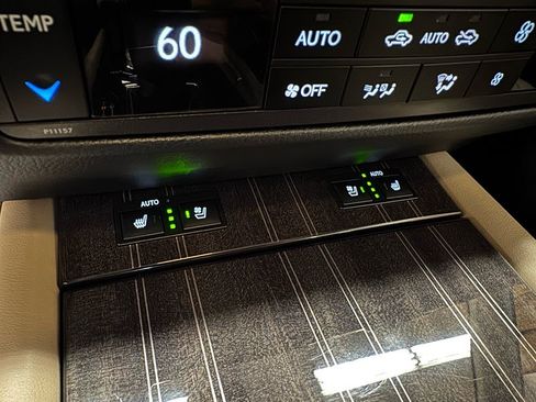 Used 2016 Lexus GS 350 AWD w/ Premium Package image 19