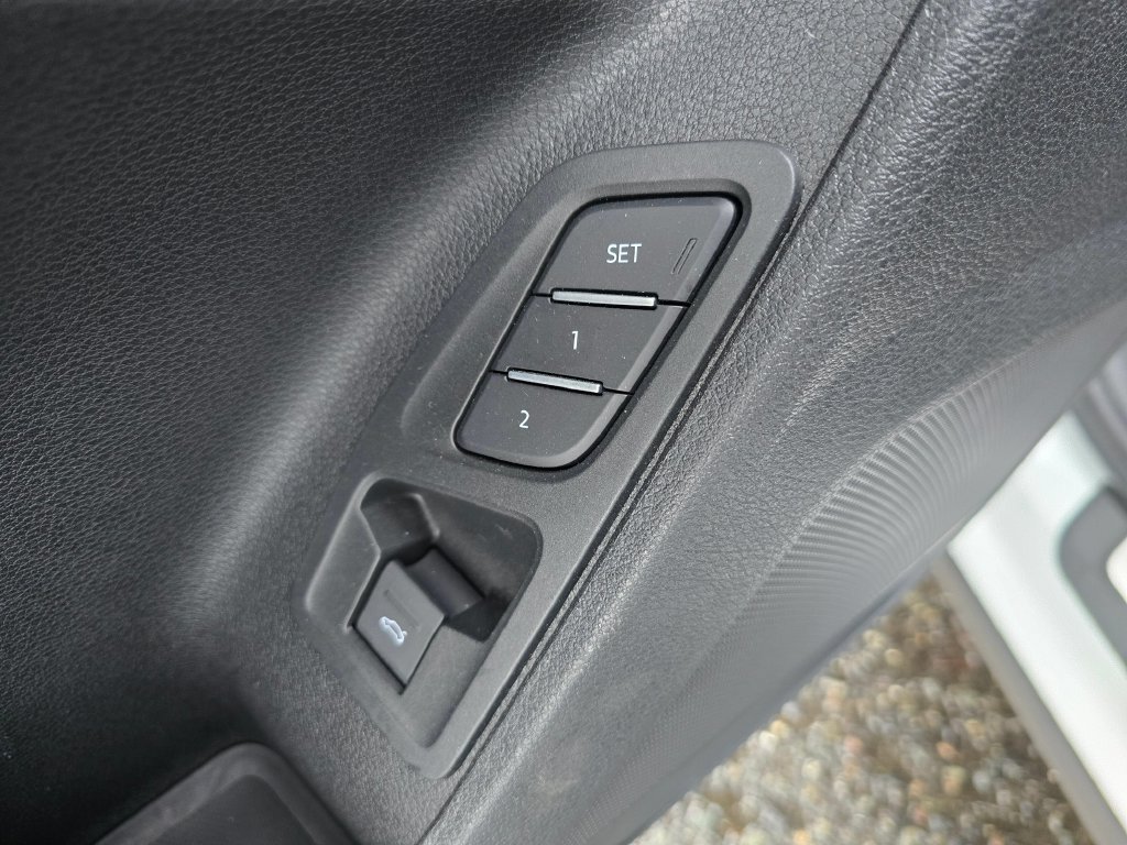 Used 2024 Audi Q3 2.0T Premium AWD/4WD image 25