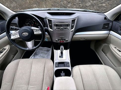 Used 2010 Subaru Outback 2.5i Premium AWD/4WD image 14
