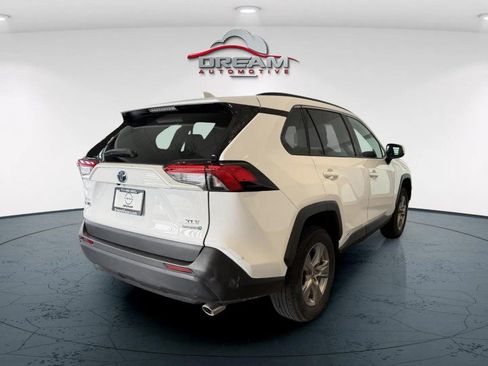 Used 2024 Toyota RAV4 XLE AWD/4WD image 21