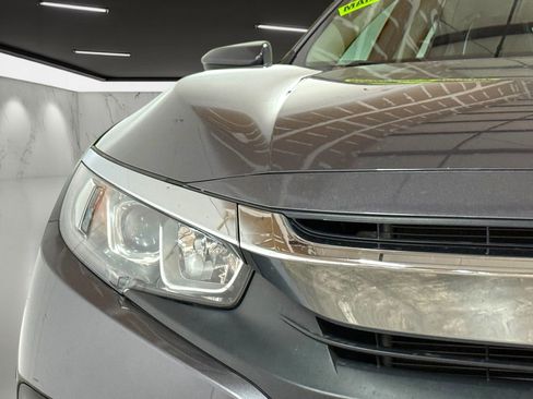 Used 2016 Honda Civic EX image 11