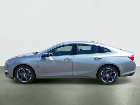Used 2024 Chevrolet Malibu LT FWD image 3