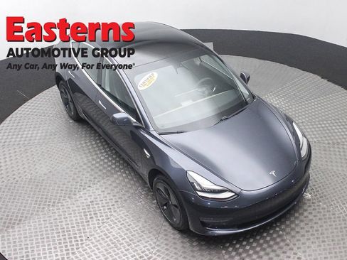 Used 2019 Tesla Model 3 Standard Range Plus RWD image 3