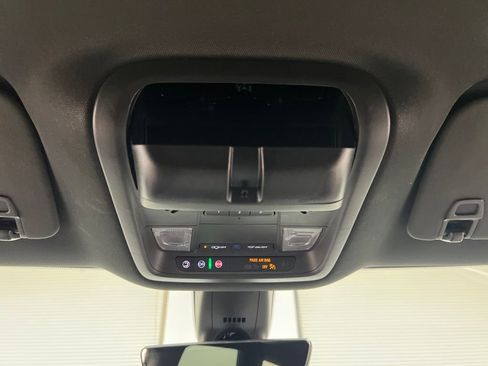 Used 2024 Buick Enclave Premium image 66