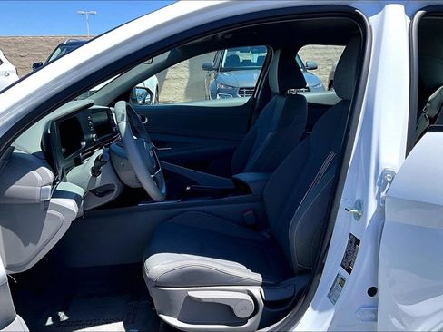 Used 2026 Hyundai Elantra Sport FWD image 14