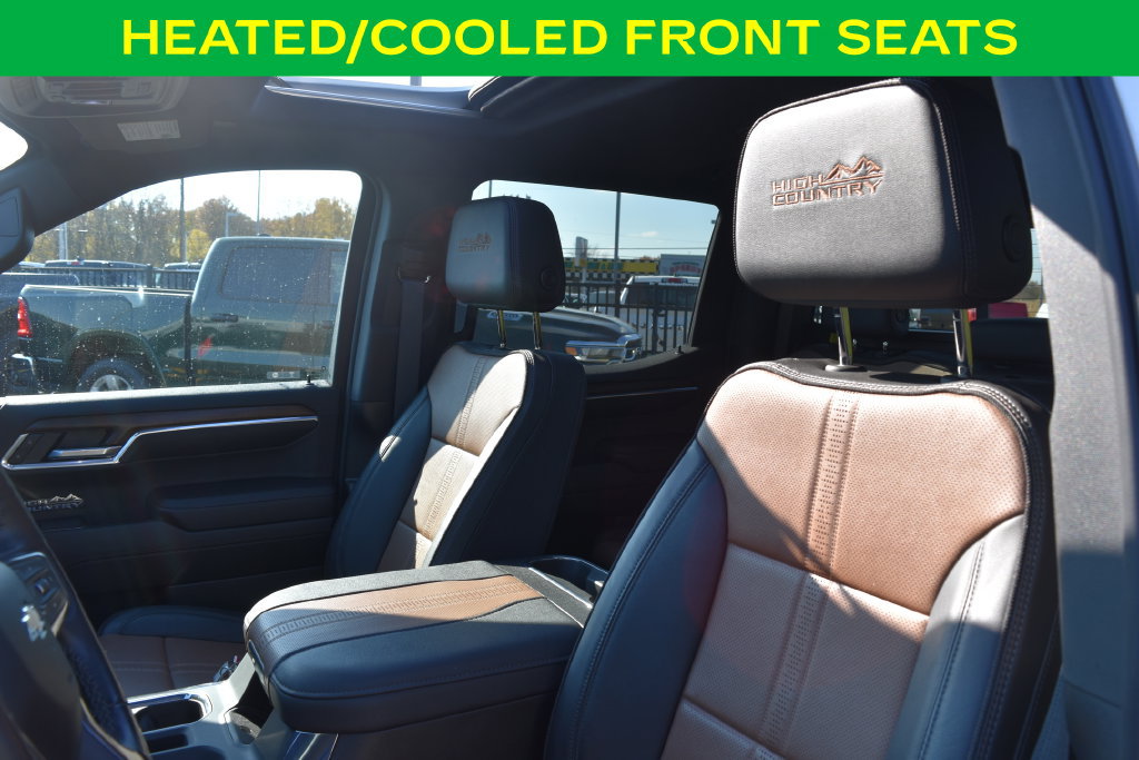 Used 2025 Chevrolet Silverado 1500 High Country AWD/4WD image 18