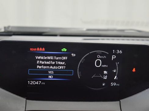 Used 2024 Toyota Prius XLE AWD/4WD image 15