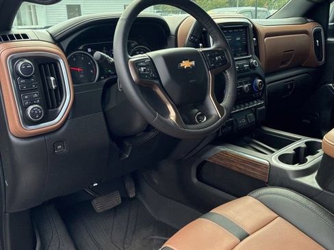Used 2021 Chevrolet Silverado 3500 High Country AWD/4WD image 11