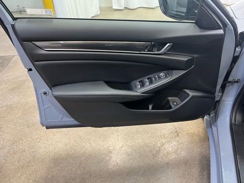 Used 2022 Honda Accord Sport image 13